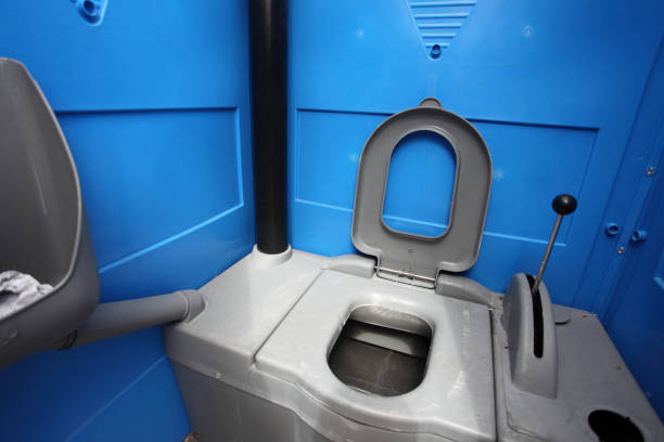Best Porta potty rental near me  in Roanoke, AL